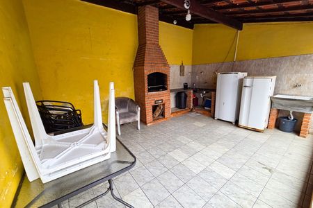 Área comum - Churrasqueira de casa para alugar com 3 quartos, 151m² em Maracanã, Praia Grande