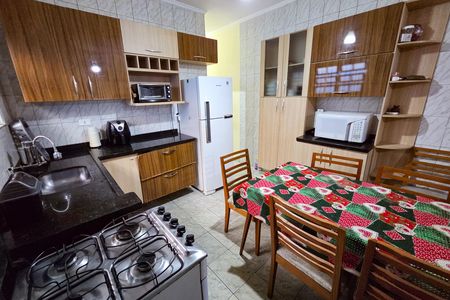 Casa para alugar com 151m², 3 quartos e 4 vagas Casa para alugar com 151m², 3 quartos e 4 vagasCozinha
