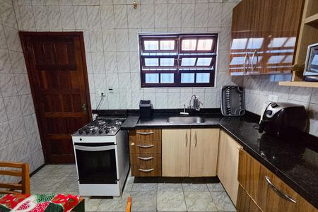 Casa para alugar com 151m², 3 quartos e 4 vagas Casa para alugar com 151m², 3 quartos e 4 vagasCozinha