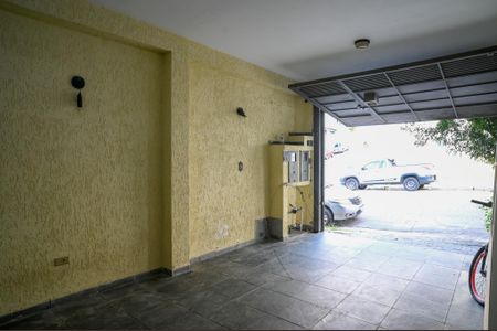 Casa para alugar com 90m², 1 quarto e 1 vaga Casa para alugar com 90m², 1 quarto e 1 vagaGaragem