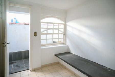 Casa para alugar com 90m², 1 quarto e 1 vaga Casa para alugar com 90m², 1 quarto e 1 vagaQuarto de Serviço