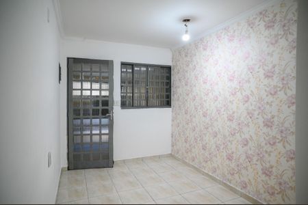 Sala de casa para alugar com 2 quartos, 90m² em Parque Fongaro, São Paulo