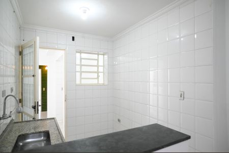 Casa para alugar com 90m², 1 quarto e 1 vaga