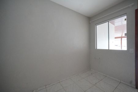 Casa para alugar com 51m², 2 quartos e 2 vagasSala