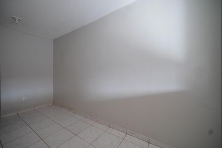 Casa para alugar com 51m², 2 quartos e 2 vagasQuarto 1