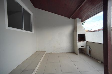 Casa para alugar com 51m², 2 quartos e 2 vagasChurrasqueira