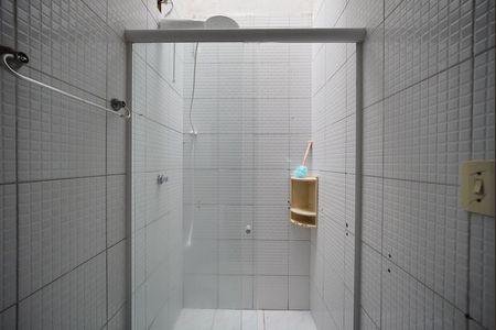 Casa para alugar com 51m², 2 quartos e 2 vagasBanheiro