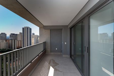 Apartamento à venda com 61m², 2 quartos e 1 vaga Apartamento à venda com 61m², 2 quartos e 1 vagaVaranda