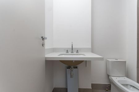 Apartamento à venda com 61m², 2 quartos e 1 vaga Apartamento à venda com 61m², 2 quartos e 1 vagaBanheiro do quarto 2 Suíte