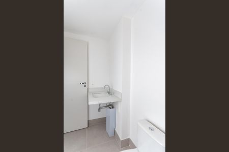 Apartamento à venda com 61m², 2 quartos e 1 vaga Apartamento à venda com 61m², 2 quartos e 1 vagaBanheiro do quarto 2 Suíte