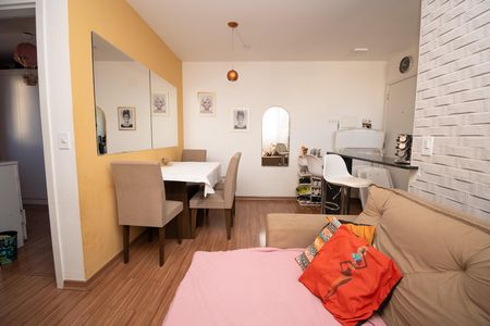 Sala de apartamento para alugar com 2 quartos, 46m² em Alvorada, Contagem