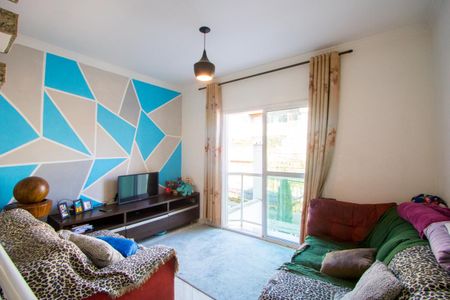Casa à venda com 140m², 3 quartos e 2 vagas Casa à venda com 140m², 3 quartos e 2 vagasSala
