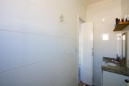 Casa à venda com 140m², 3 quartos e 2 vagas Casa à venda com 140m², 3 quartos e 2 vagasBanheiro do quarto 1