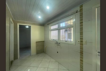Casa para alugar com 120m², 2 quartos e 1 vaga
