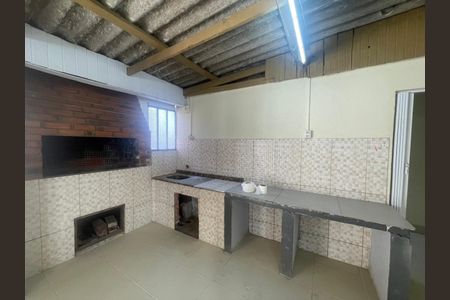 Casa para alugar com 120m², 2 quartos e 1 vaga