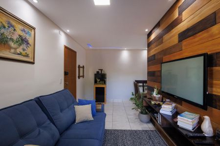 Apartamento para alugar com 75m², 3 quartos e 1 vaga Apartamento para alugar com 75m², 3 quartos e 1 vagaSala