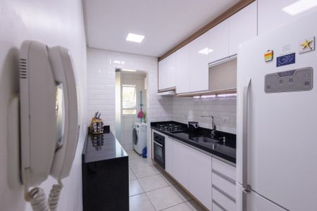 Cozinha de apartamento para alugar com 3 quartos, 75m² em Parque Senhor do Bonfim, Taubaté