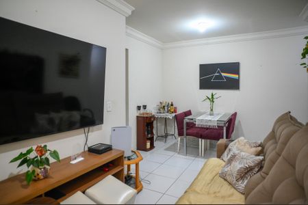 Apartamento para alugar com 75m², 3 quartos e 1 vaga Apartamento para alugar com 75m², 3 quartos e 1 vagaSala