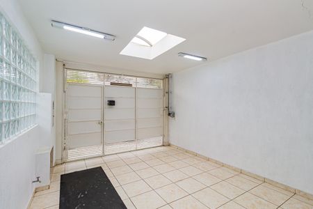 Casa para alugar com 180m², 2 quartos e 1 vaga Casa para alugar com 180m², 2 quartos e 1 vagaGaragem