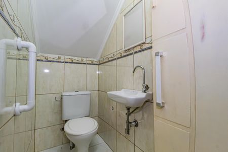 Casa para alugar com 180m², 2 quartos e 1 vaga Casa para alugar com 180m², 2 quartos e 1 vagaLavabo