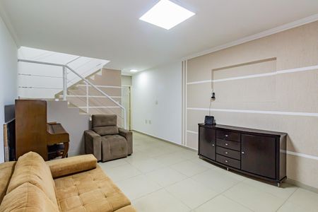 Sala de casa para alugar com 2 quartos, 180m² em Campo Belo, São Paulo