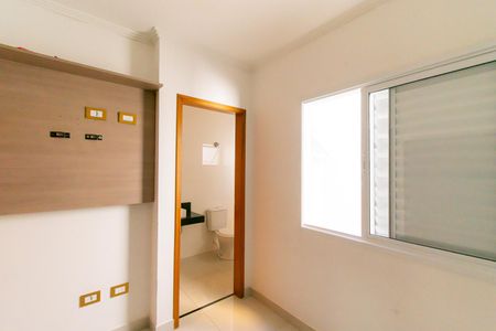Casa à venda com 71m², 3 quartos e 2 vagasSuíte