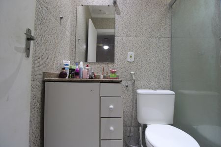 Casa de condomínio para alugar com 90m², 2 quartos e 1 vagaBanheiro da suíte 1