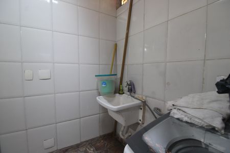 Casa de condomínio para alugar com 90m², 2 quartos e 1 vagaÁrea de serviço