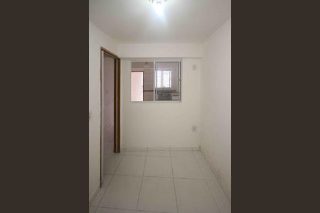 Casa para alugar com 1 quarto, 40m² em Parque Santa Madalena, São Paulo