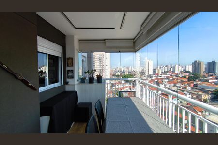 Apartamento à venda com 68m², 2 quartos e 2 vagasVaranda