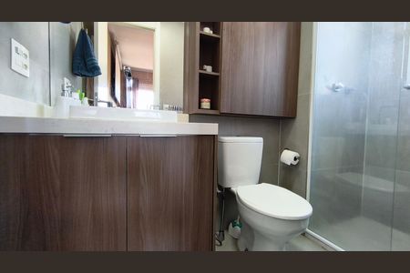 Apartamento à venda com 68m², 2 quartos e 2 vagasBanheiro da Suíte