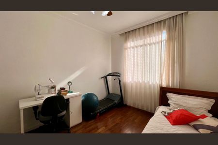 Apartamento à venda com 4 quartos, 153m² em Grajaú, Belo Horizonte