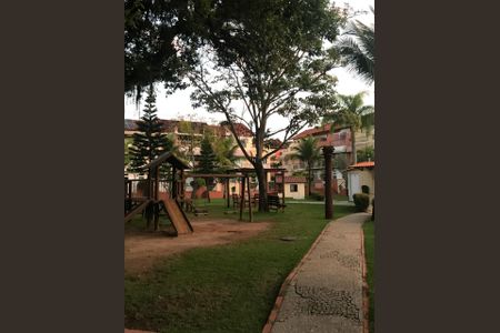 Casa à venda com 215m², 3 quartos e 2 vagasÁrea externa