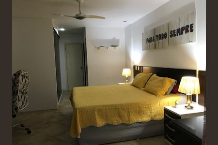Quarto de casa à venda com 3 quartos, 215m² em Recreio dos Bandeirantes, Rio de Janeiro