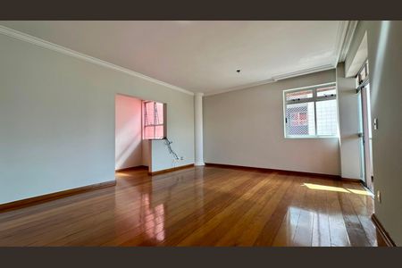 Sala  de apartamento à venda com 3 quartos, 110m² em Palmares, Belo Horizonte