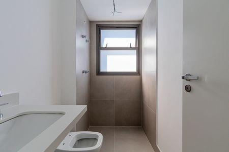 Apartamento à venda com 61m², 2 quartos e sem vaga Apartamento à venda com 61m², 2 quartos e sem vagaBanheiro do quarto 1 Suíte