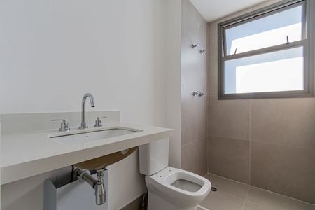 Apartamento à venda com 61m², 2 quartos e 1 vaga Apartamento à venda com 61m², 2 quartos e 1 vagaBanheiro do quarto 1 Suíte