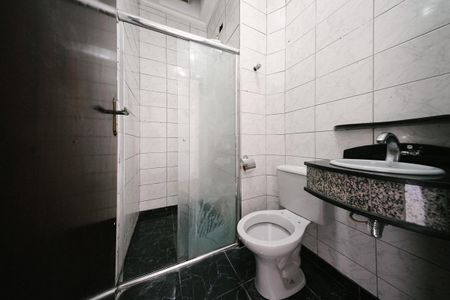 Casa à venda com 70m², 2 quartos e 2 vagas Casa à venda com 70m², 2 quartos e 2 vagasBanheiro