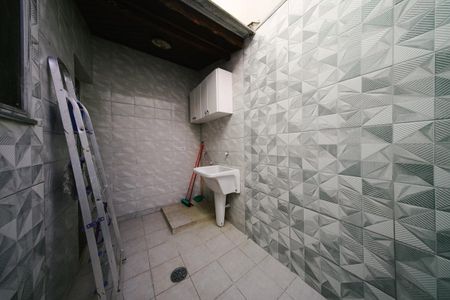 Casa à venda com 70m², 2 quartos e 2 vagas Casa à venda com 70m², 2 quartos e 2 vagasÁrea de Serviço
