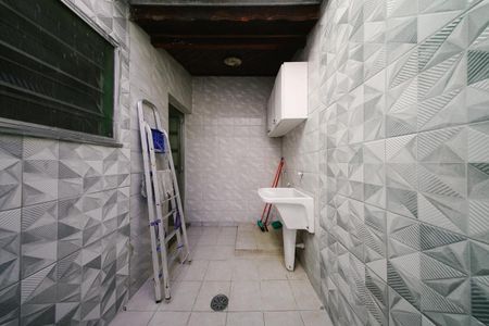Casa à venda com 70m², 2 quartos e 2 vagas Casa à venda com 70m², 2 quartos e 2 vagasÁrea de Serviço