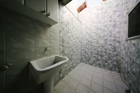 Casa à venda com 70m², 2 quartos e 2 vagas Casa à venda com 70m², 2 quartos e 2 vagasÁrea de Serviço