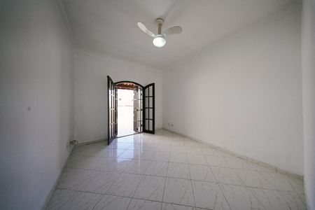 Casa à venda com 70m², 2 quartos e 2 vagas Casa à venda com 70m², 2 quartos e 2 vagasQuarto 2