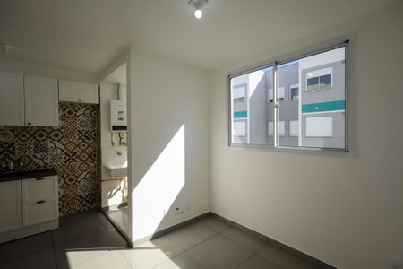 Apartamento para alugar com 38m², 2 quartos e sem vaga Apartamento para alugar com 38m², 2 quartos e sem vagaSala