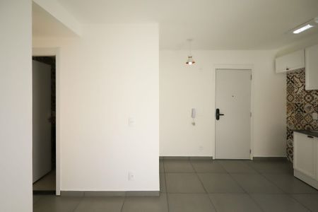 Apartamento para alugar com 38m², 2 quartos e sem vaga Apartamento para alugar com 38m², 2 quartos e sem vagaSala
