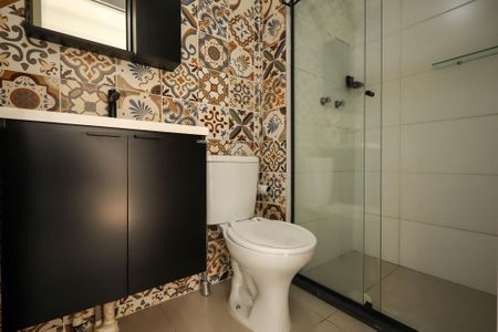 Apartamento para alugar com 38m², 2 quartos e sem vaga Apartamento para alugar com 38m², 2 quartos e sem vagaBanheiro