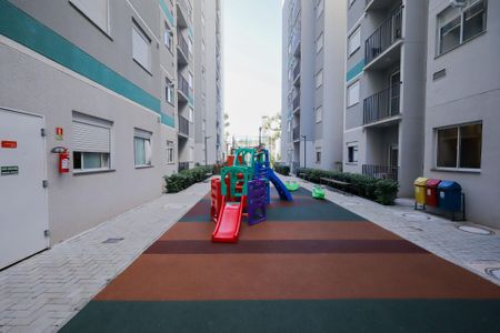 Apartamento para alugar com 38m², 2 quartos e sem vaga Apartamento para alugar com 38m², 2 quartos e sem vagaParque infantil