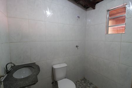 Casa para alugar com 200m², 4 quartos e 2 vagas Casa para alugar com 200m², 4 quartos e 2 vagasBanheiro 2