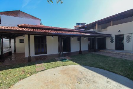 Casa para alugar com 200m², 4 quartos e 2 vagas Casa para alugar com 200m², 4 quartos e 2 vagasQuintal