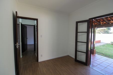 Casa para alugar com 200m², 4 quartos e 2 vagas Casa para alugar com 200m², 4 quartos e 2 vagasQuarto 1