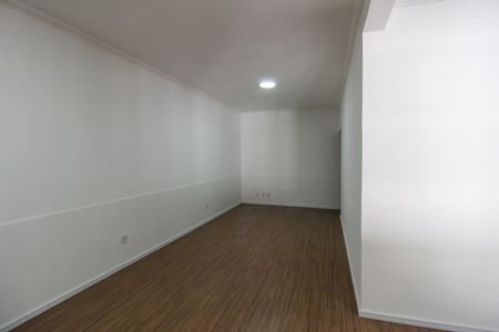 Casa para alugar com 200m², 4 quartos e 2 vagas Casa para alugar com 200m², 4 quartos e 2 vagasSala